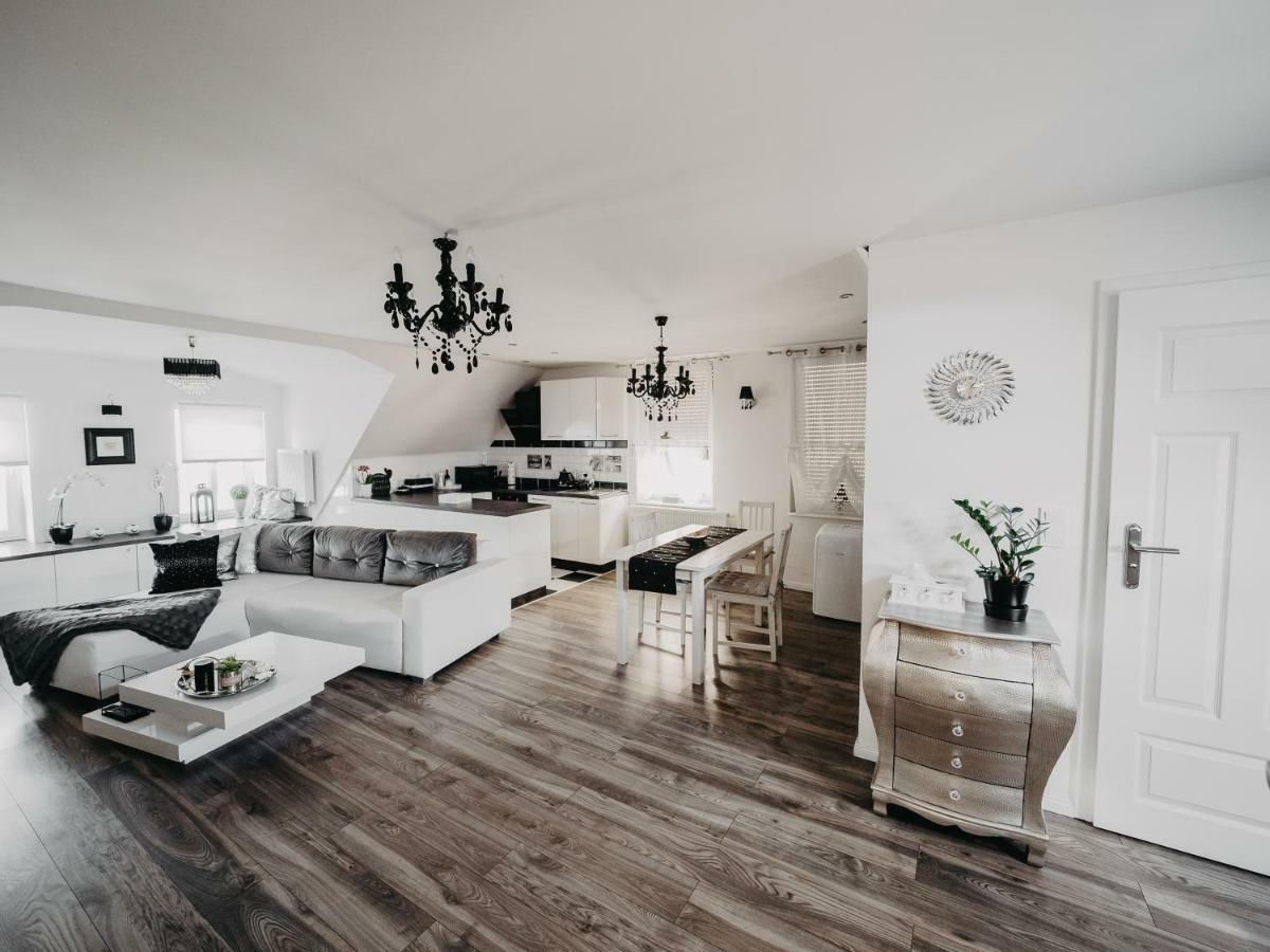 Apartament Rynek Pniewy Pniewy  Exteriér fotografie