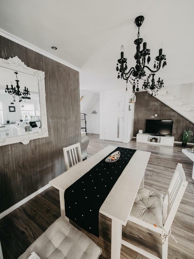 Apartament Rynek Pniewy Pniewy  Exteriér fotografie