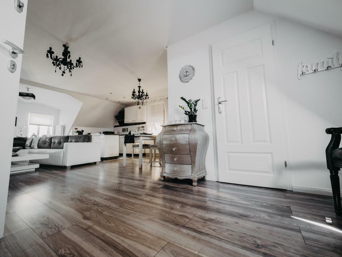 Apartament Rynek Pniewy Pniewy  Exteriér fotografie